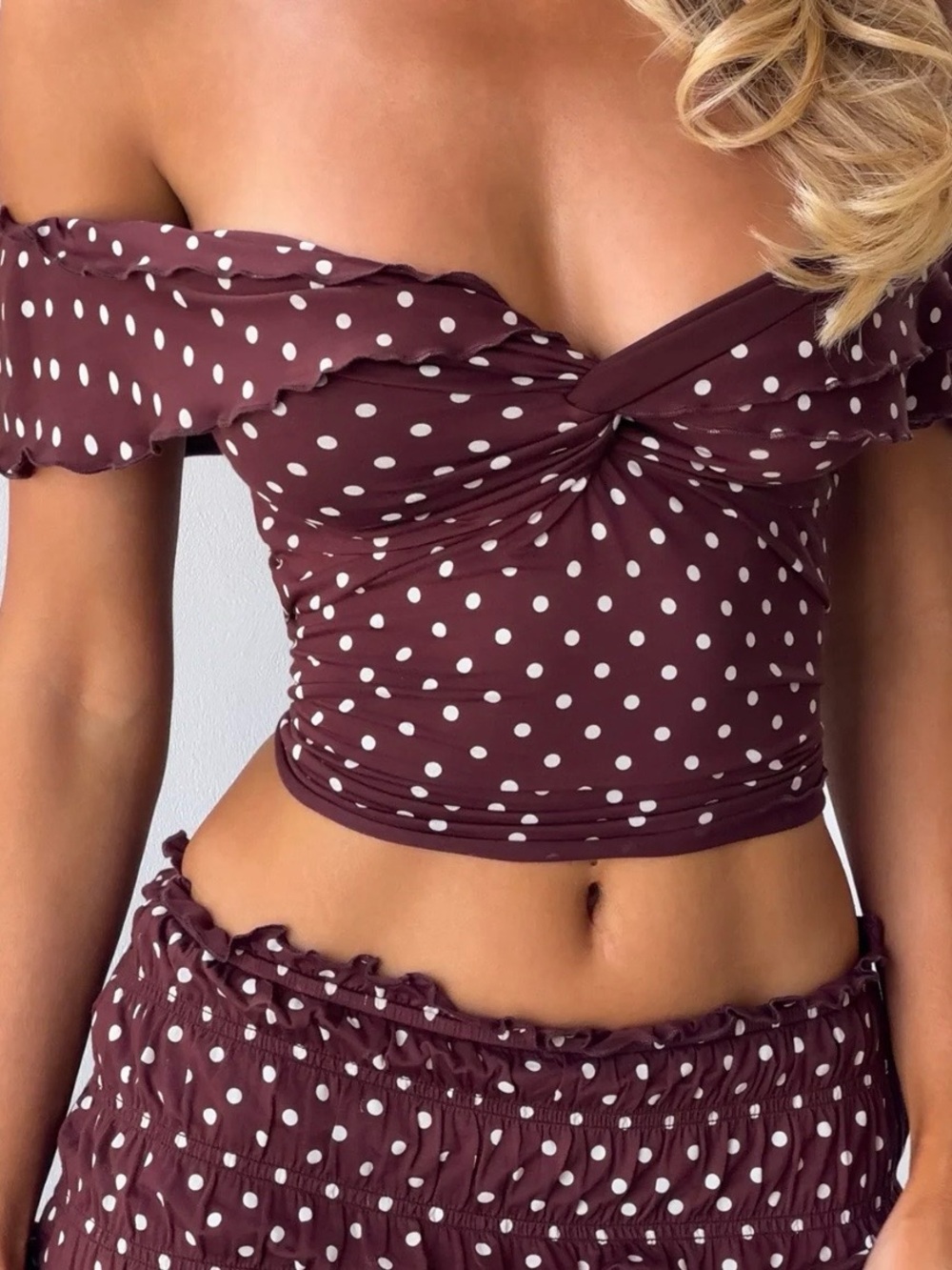 Tiger Mist Brown Polka Dot Off-Shoulder Crop Top 🤎